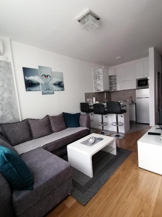 Apartman Gallery Square - Pupin Palace Daire Novi Sad Dış mekan fotoğraf